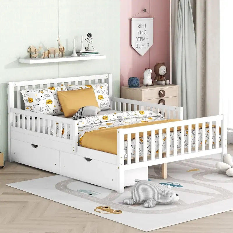 Plattformbett aus Holz in Full Size mit Schutzgittern an beiden Seiten und zwei Schubladen